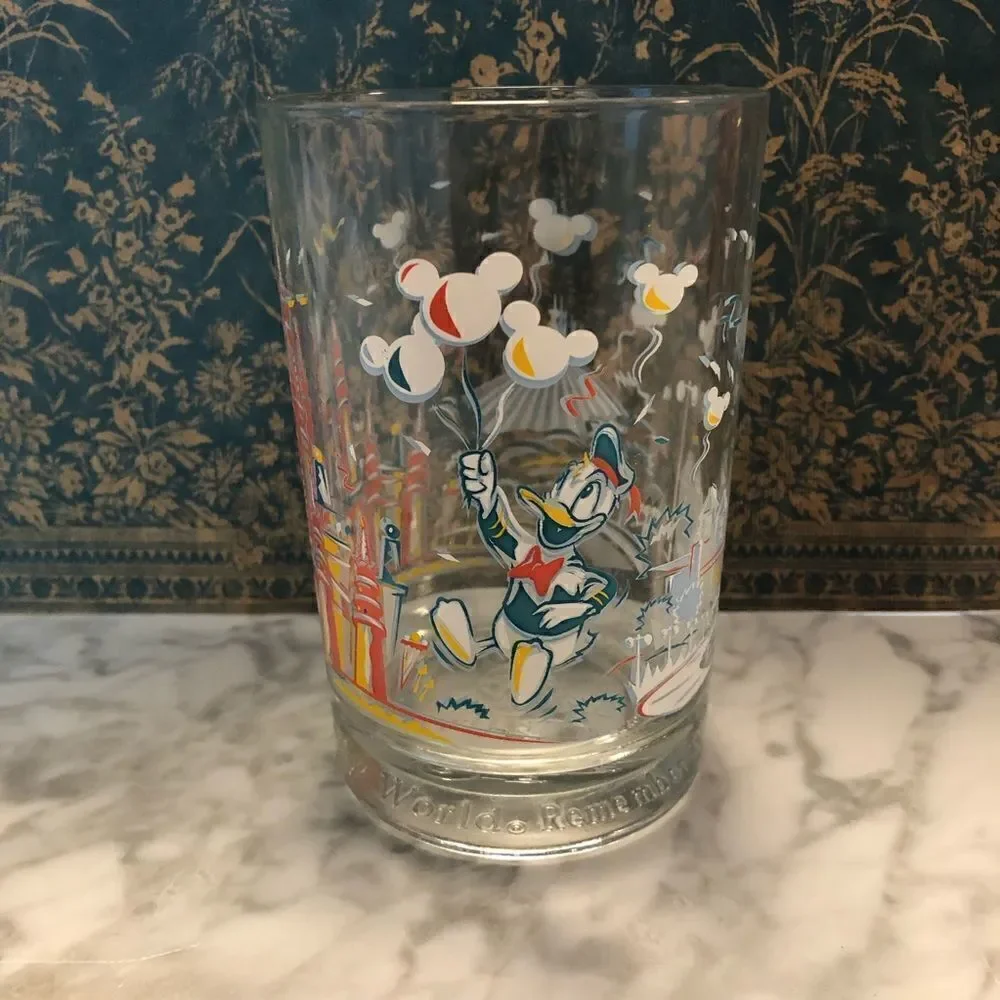 Vintage Walt Disney World 1996 25th Anniversary Glass